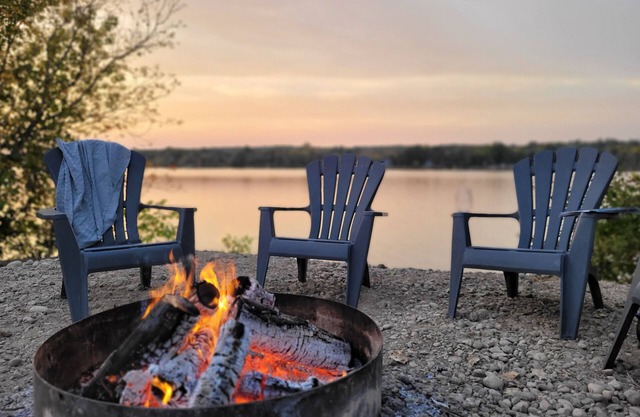 Private beach on the Ottawa river!