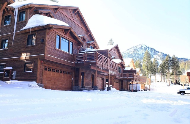 Private Everything @ Ski-In/Ski-Out Apogee Mammoth Mountainside #7