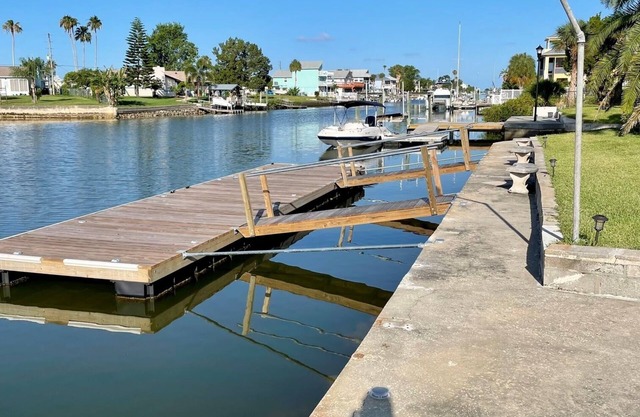 Private Home on Deep Salt Water Canal With Direct Gulf Access