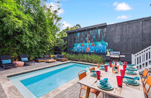 Private Home with Heated Pool | Near FQ