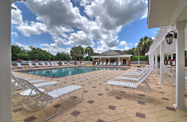 Private Lanai & Pool Access: Home in the Villages!
