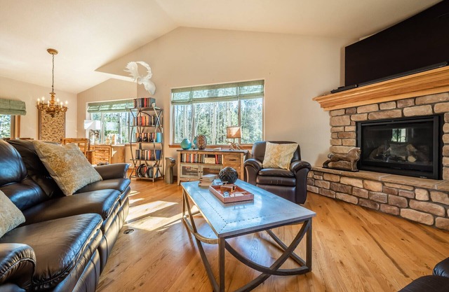 Private Mountain Summer Get-a-way. End of July Special!