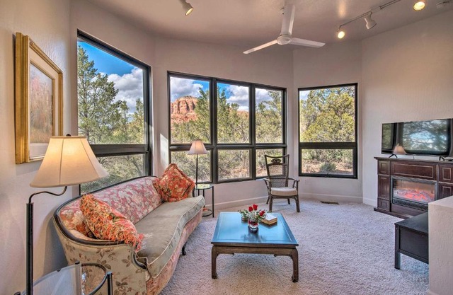 Private Patio and Red Rock Views Sedona Apt!