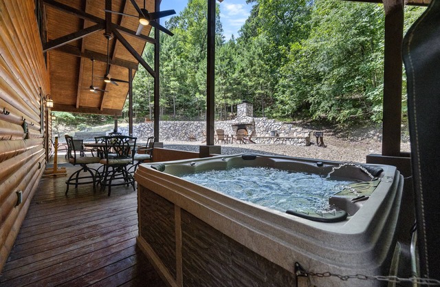 PRIVATE Peaceful Cabin on 1.5 Acres with Hot Tub, Deck & HUGE Outdoor Fireplace!