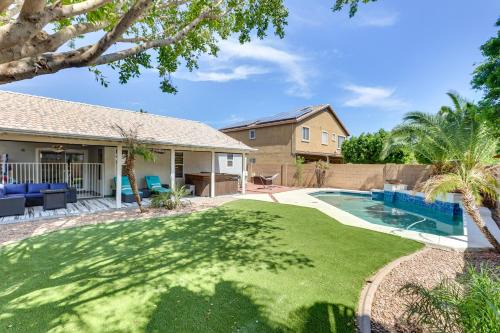 Private Pool and Grill at Beautiful Surprise Home