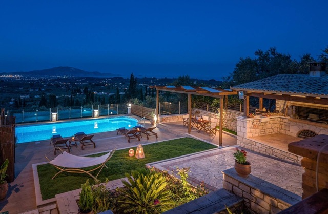 Private pool villa,experience a unique and luxurious holiday and amazing views.