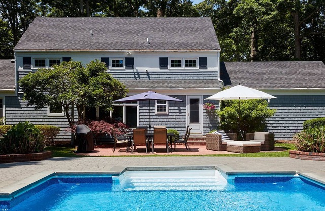 Private & Relaxing North Shore Retreat