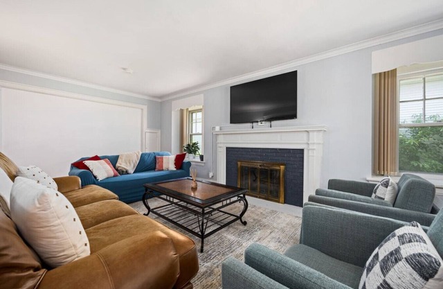 Private Room w/Full Daybed | Clean, Cozy & Quiet