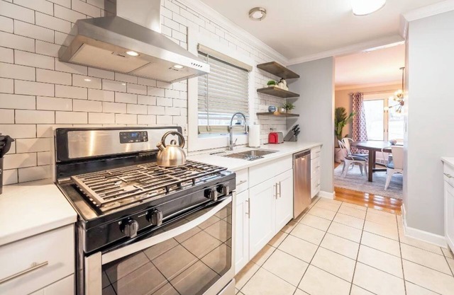 Private, Spacious, Updated - Walk to Downtown