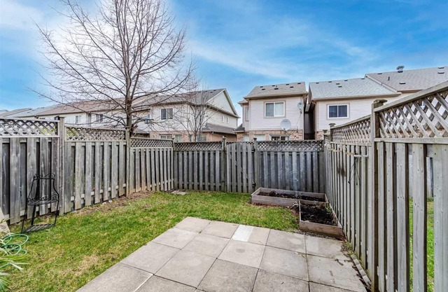 Private studio unit close to transit