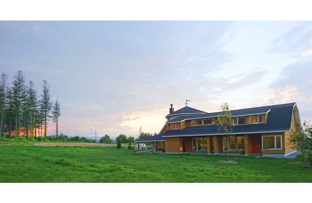 Private villa nestled on a beautiful hill in Biei ☆ A vast site of 46,000 square meters ☆ Japanese-style room ☆ Jacuzzi