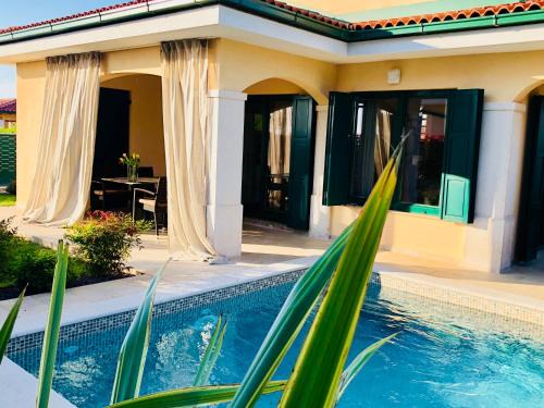 Private Villa "San Servolo House" with sea view and private pool