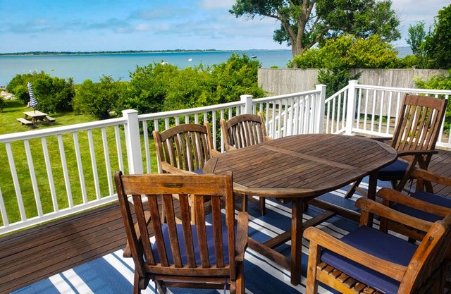 Private water access & stunning views