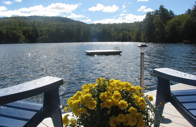 Private Waterfront Cottage on Pristine Coffee Pond in Maine’s Lakes Region
