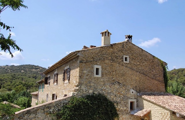 Private Wing of Provencal Luberon Farmhouse With Pool, Sleeps 2-6 People