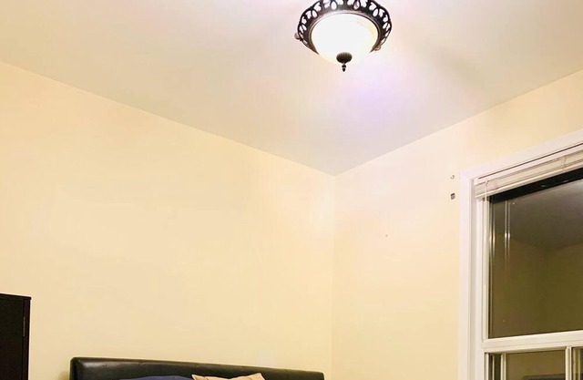 PriviteRoom/best price in town/very central, ask me a question,I’m here to help