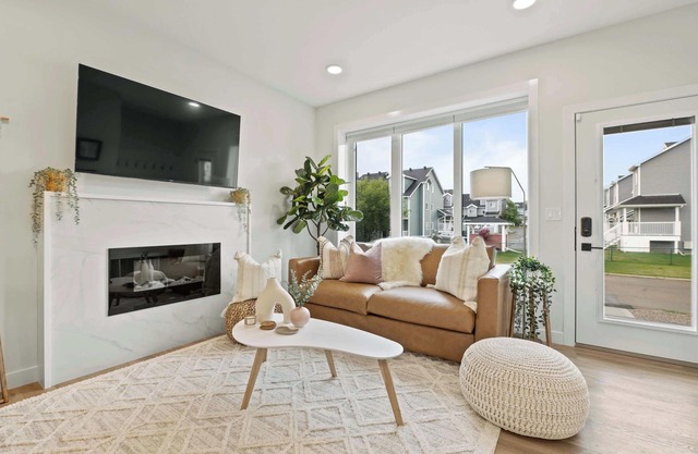 Promenade | 3BR | BBQ, Fire Pit | Near the Beach!