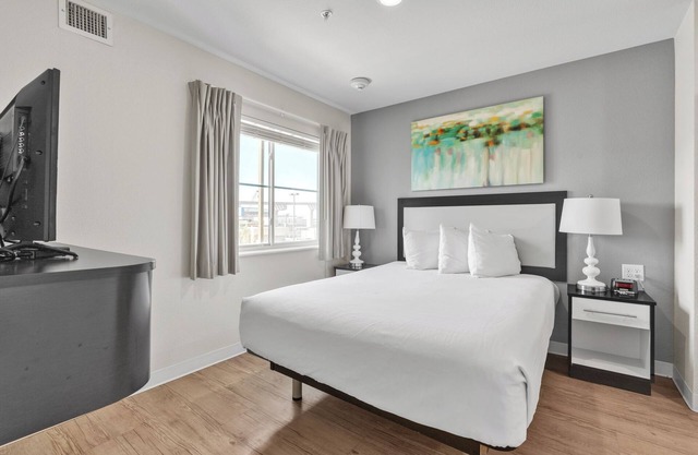 Properties by Preston I Comfy 2 Bed 2 Bath