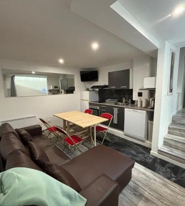 Proximité RER A , souplex tout confort, 2 chambres