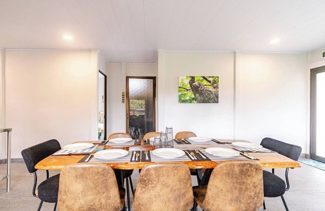 Pura Vidaville - Toucan's Nest