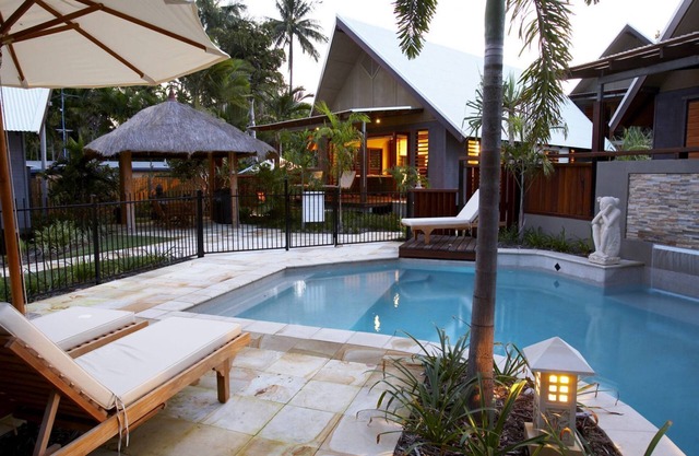 Pure Magnetic Villa 6