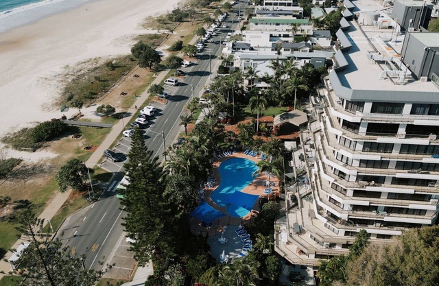 Pure Ocean Views Apartment 9 J The Rocks Currumbin Beach