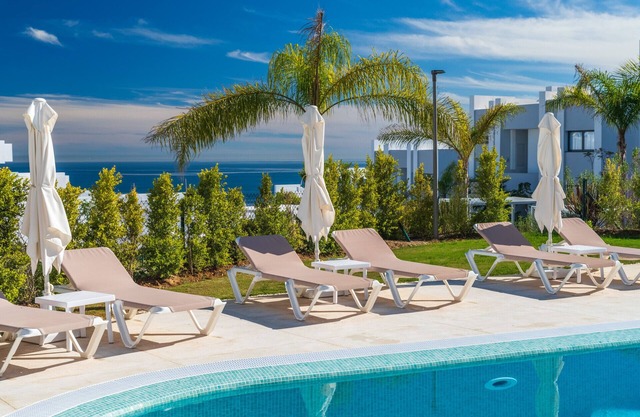 Pure South 2111 Beach & Golf