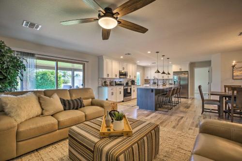 Putting Green, Community Perks Sun City West Home