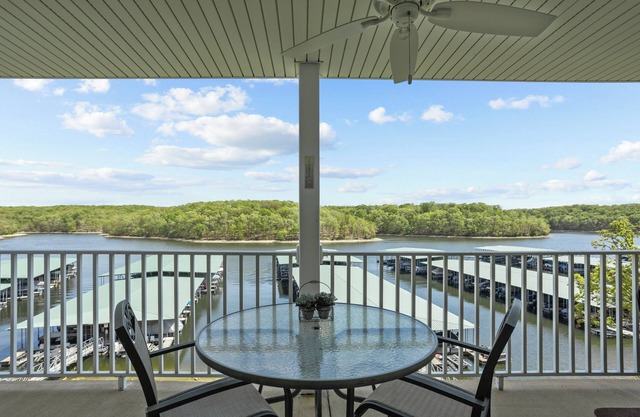 PVB 1A-132 Two Bedroom Lakefront Condo with View of the State Park!