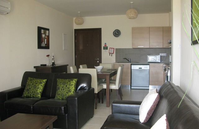 Pyla Gardens D5. Feel At Home Whilst Your Away.