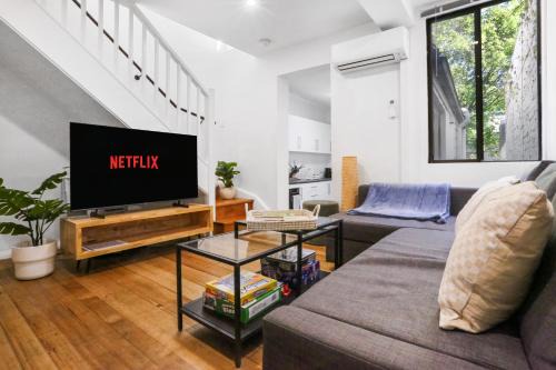 Pyrmont NSW - 3 Bedroom Apartment- 8 Guests - NetFlix