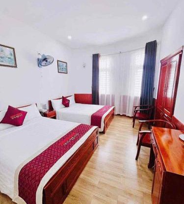 Quốc Khánh Hotel