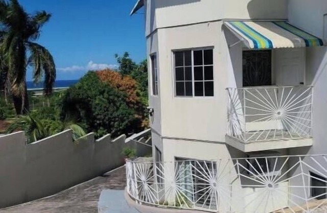Quaint 1-bedroom apartment in Montego Bay