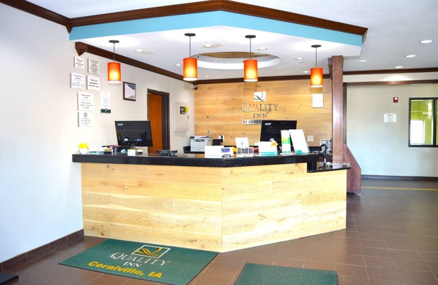 Quality Inn Coralville - Iowa River Landing