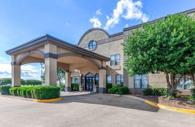 Quality Inn & Suites Durant