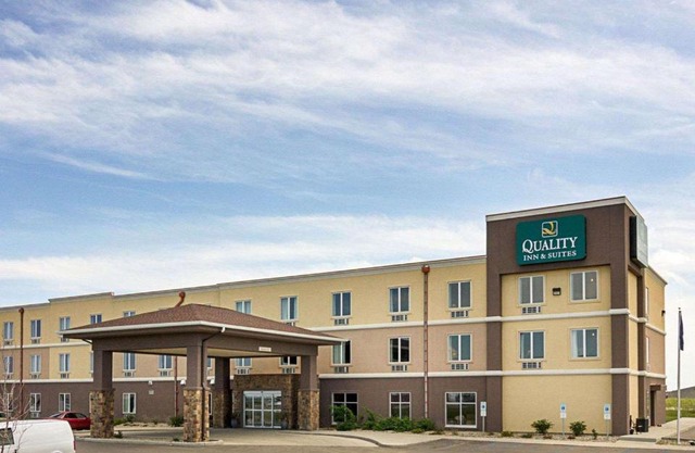 Quality Inn & Suites Minot North