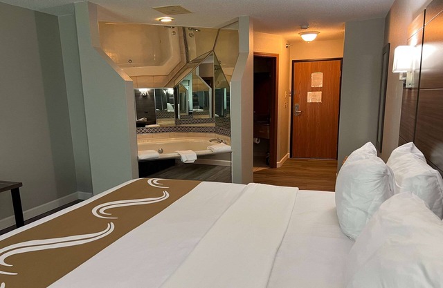 Quality Inn & Suites Red Wing