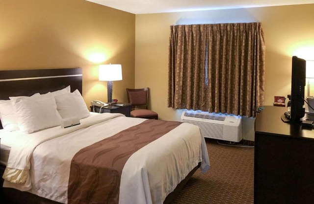 Quality Inn & Suites Sun Prairie Madison East