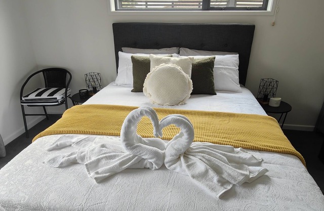 Quality Stay Private Guest Room in Town