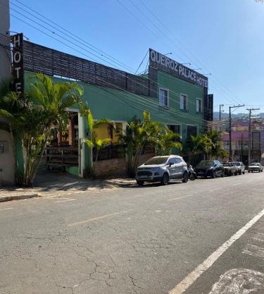 Queiroz Palace Hotel