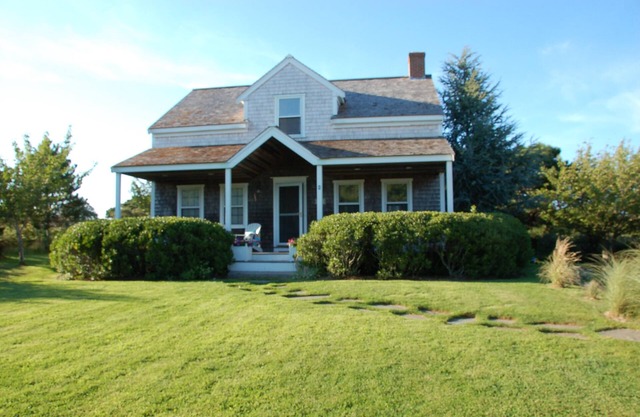 Quidnuck-quiet, comfortable and convenient. Option for car rental.