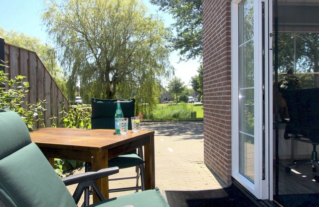 Quiet, 3 room, Domburg beach 3KM, 2 bikes included, XL bed 220 - 180,
