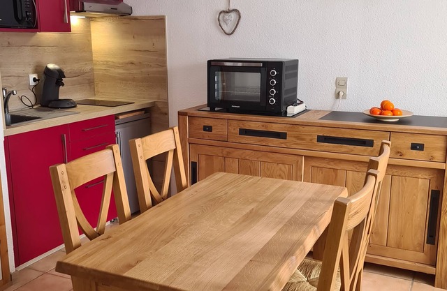 Quiet 4-person apartment Les Rousses
