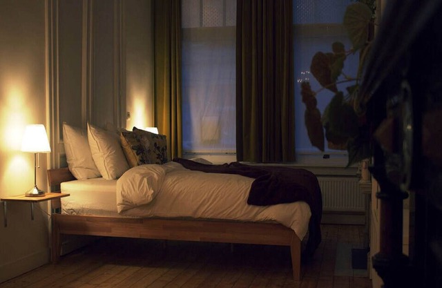 Quiet and characterful BnB near a park and Antwerp center for leisure & business