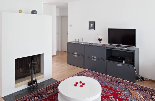 Quiet and comfortable location on the Gold Coast near Zurich and Zurich