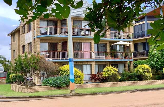 Quiet Apartment opposite the beach.
