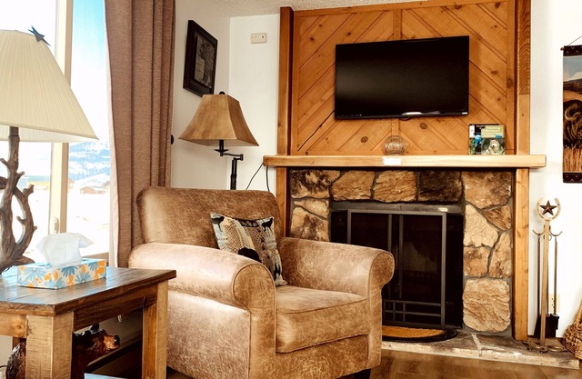 Quiet - Comfortable - Clean - Accommodation for 4 - Only minutes from YNP