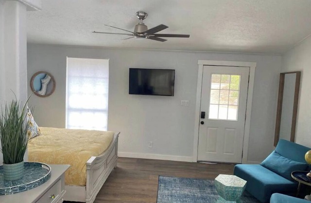 Quiet & Cozy Oasis- Pet Friendly/Near Boat Ramp/Private Patio
