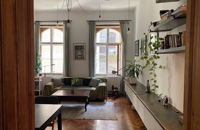 Quiet HOME by Central Market