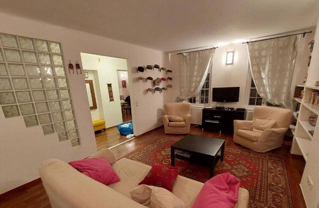 Quiet, spacious, and well-equipped apartment between Chain Bridge and Parliament